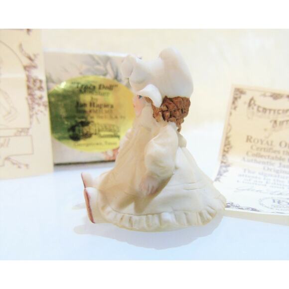 NEW Jan Hagara TRACY DOLL Miniature Porcelain FIGURINE White Dress & Hat In BOX - Picture 4 of 6